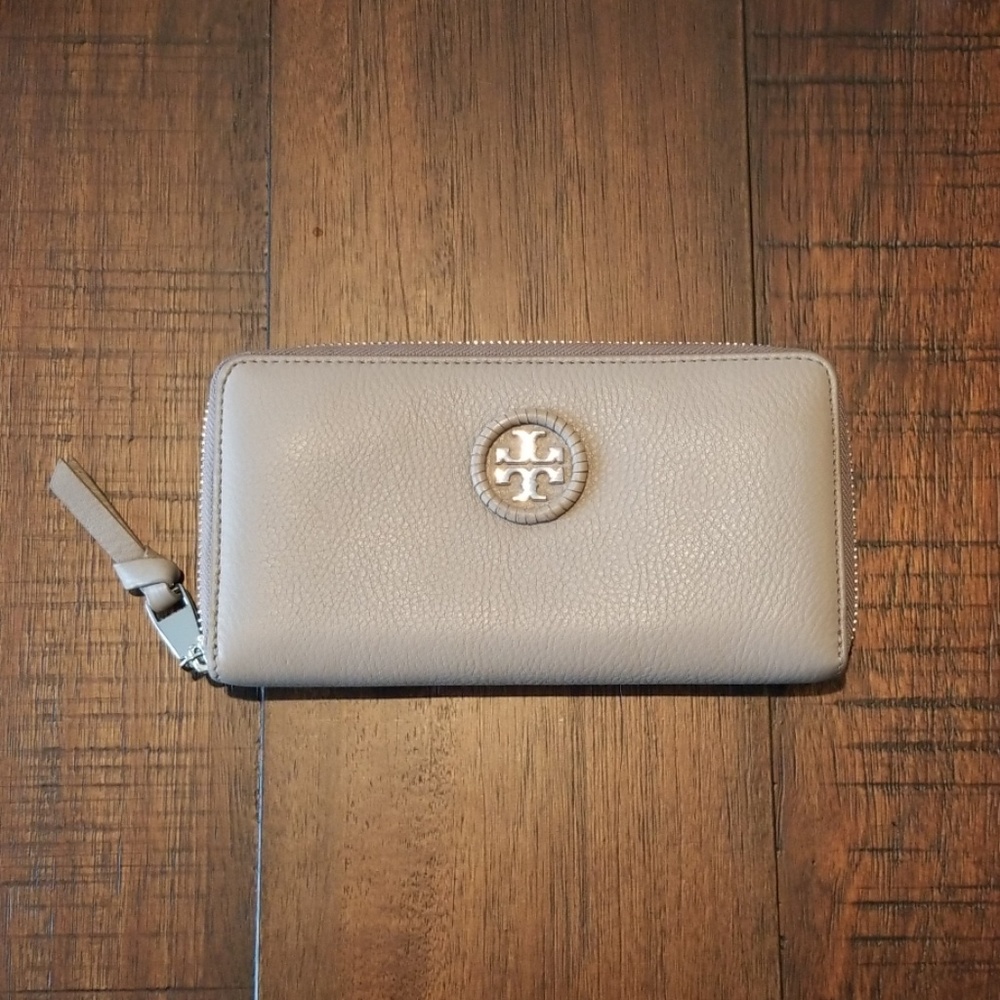 Tory Burch French Grey continental wallet